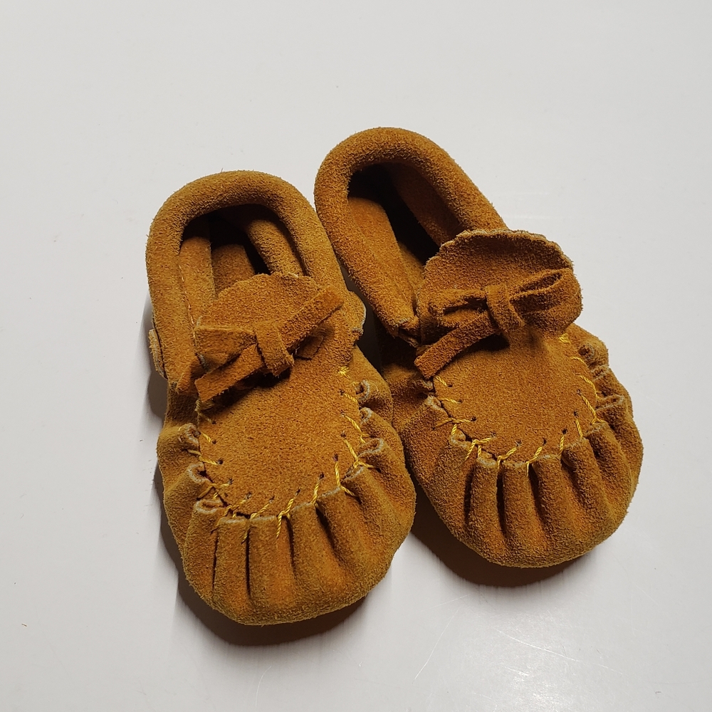 Vintage Handmade Tan Leather Moccasin Baby Booties Shoes unisex, soft sole
